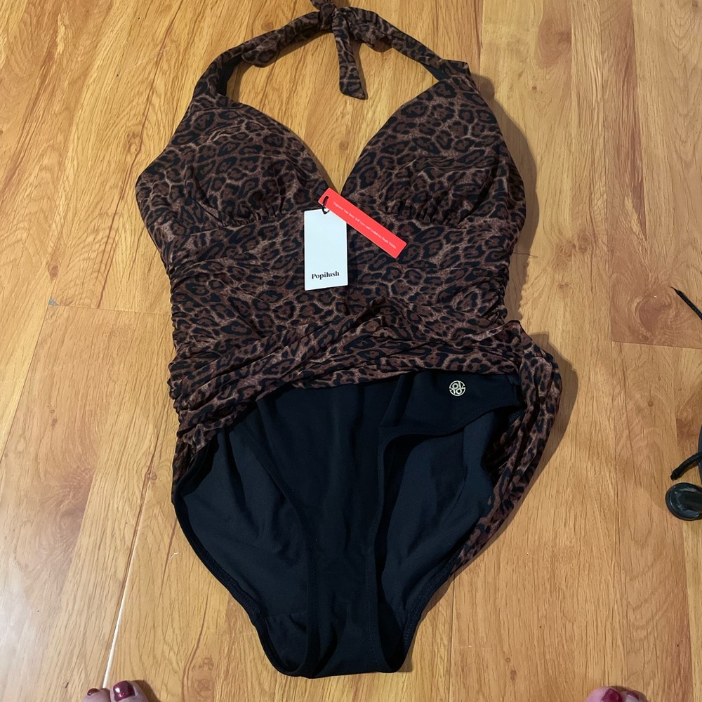 Popilush Animal Print Halter Swimsuit - Picture 4 of 8